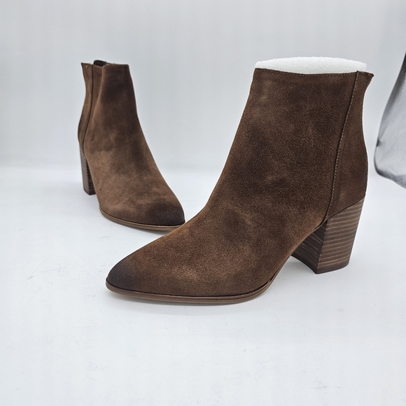 NIB Aqua Women's Tan/ Brown Suede Leather Pointed Toe Dante Booties Size 9.5 - Picture 7 of 15